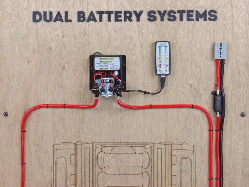 FRONT RUNNER - 105A BATTERY BOX