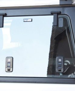 FRONT RUNNER - TOYOTA LAND CRUISER 70 GULLWING WINDOW / LEFT HAND SIDE GLASS