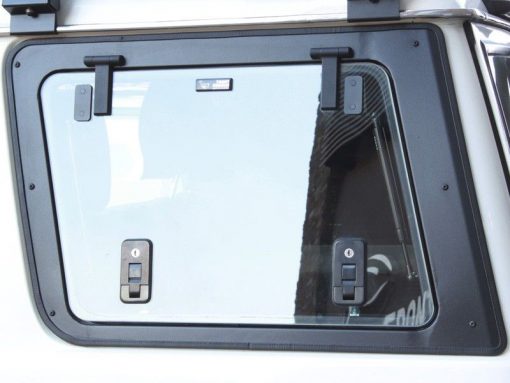 FRONT RUNNER - TOYOTA LAND CRUISER 70 GULLWING WINDOW / LEFT HAND SIDE GLASS