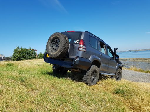 F4X4 – ACHTERBUMPER TOYOTA LANDCRUISER 125 SERIE - Afbeelding 2