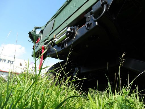 F4x4 - LIERPLAAT VOOR HUMMER H1 achterzijde - Afbeelding 4