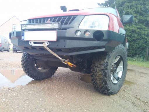 F4X4 - VOORBUMPER MITSUBISHI L200 III 96-05