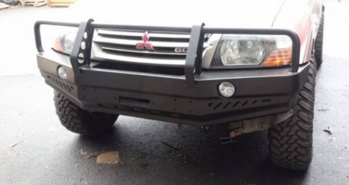 F4X4 - VOORBUMPER MITSUBISHI PAJERO III 99-06