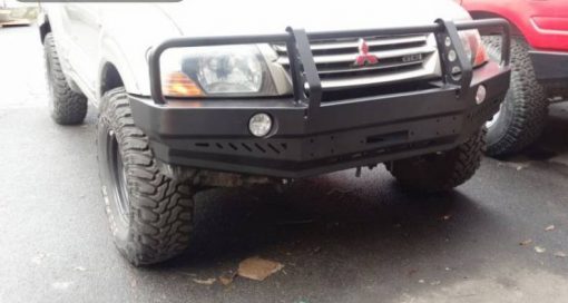 F4X4 - VOORBUMPER MITSUBISHI PAJERO III 99-06