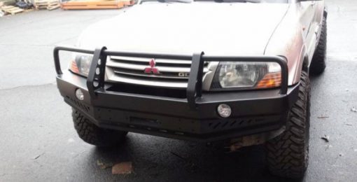 F4X4 - VOORBUMPER MITSUBISHI PAJERO III 99-06