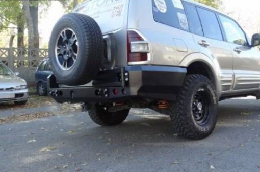 F4X4 - ACHTERBUMPER MITSUBISHI PAJERO III 99-06