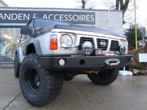 F4X4 - VOORBUMPER NISSAN PATROL Y60