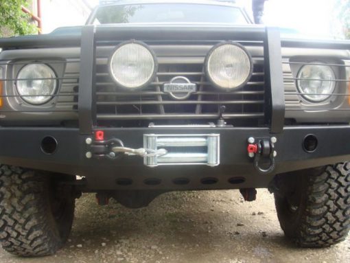 F4X4 - VOORBUMPER NISSAN PATROL Y60