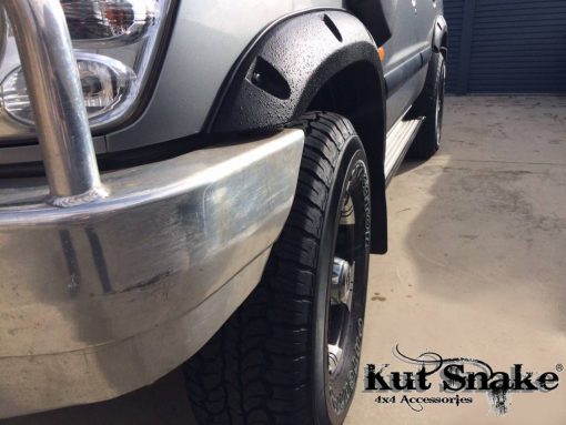 Spatbord verbreders voor Nissan Patrol Y61 GR - 50 mm breed - Front Only - Afbeelding 4