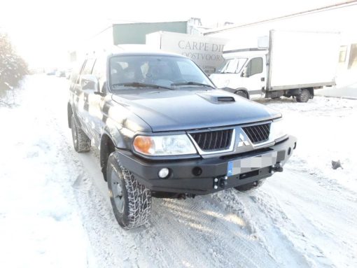F4x4 - VOORBUMPER MITSUBISHI PAJERO SPORT 04-08