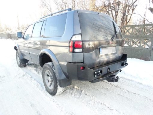 F4x4 - ACHTERBUMPER MITSUBISHI PAJERO SPORT 04-08 - Afbeelding 2