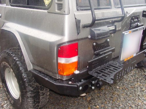 F4X4 - JERRYCAN HOUDER NISSAN PATROL Y60