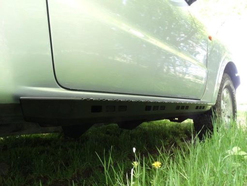 F4X4 - ROCK SLIDERS MITSUBISHI PAJERO III 99-06 DIESEL SWB - Afbeelding 11