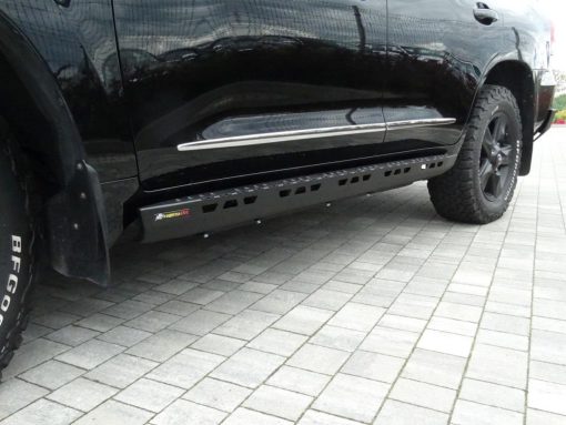 F4X4 - ROCK SLIDERS TOYOTA LANDCRUISER 200 SERIE - Afbeelding 7
