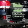 F4X4 - JERRYCANHOUDER 20L VOOR MODULE ARM TOYOTA HILUX REVO 2020- EN LANDCRUISER 150 & 200 SERIE