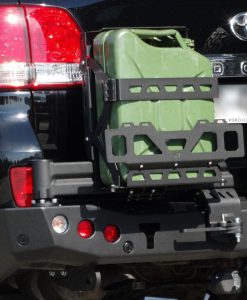 F4X4 - JERRYCANHOUDER 20L VOOR MODULE ARM TOYOTA HILUX REVO 2020- EN LANDCRUISER 150 & 200 SERIE