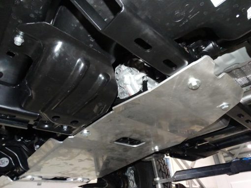 F4X4 - VERSNELLINGSBAK EN TUSSENBAK BESCHERMING VOOR TOYOTA HILUX REVO 2016+ - Afbeelding 7