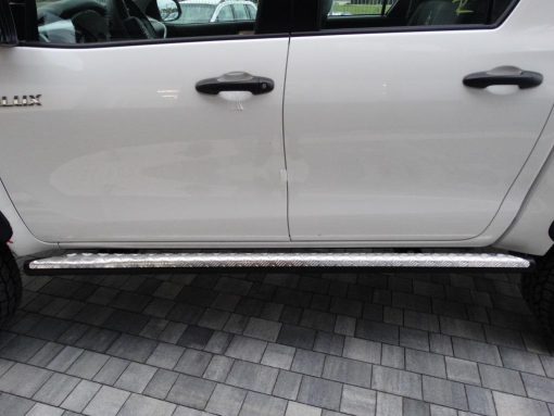 F4X4 - ROCK SLIDERS TOYOTA HILUX REVO 2016-2019 - Afbeelding 9