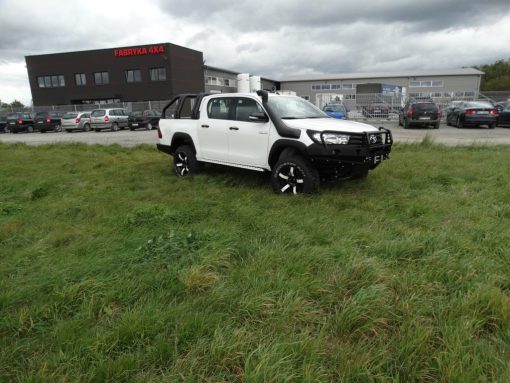 F4X4 - VOORBUMPER MET BULLBAR TOYOTA HILUX REVO 2016-2019 SHOWROOMMODEL - Afbeelding 11
