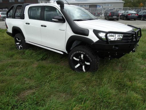 F4X4 - VOORBUMPER MET BULLBAR TOYOTA HILUX REVO 2016-2019 SHOWROOMMODEL - Afbeelding 12