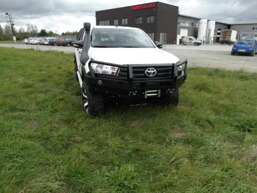 F4X4 - VOORBUMPER MET BULLBAR TOYOTA HILUX REVO 2016-2019 SHOWROOMMODEL - Afbeelding 4