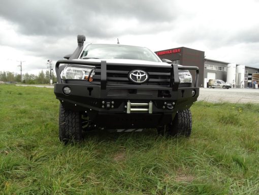 F4X4 - VOORBUMPER MET BULLBAR TOYOTA HILUX REVO 2016-2019 SHOWROOMMODEL - Afbeelding 6