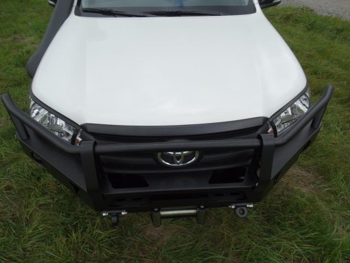 F4X4 - VOORBUMPER MET BULLBAR TOYOTA HILUX REVO 2016-2019 SHOWROOMMODEL - Afbeelding 8