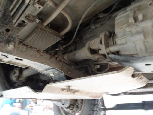 F4X4 - VERSNELLINGSBAK EN TUSSENBAK BESCHERMING VOOR TOYOTA HILUX 05-08 - Afbeelding 7