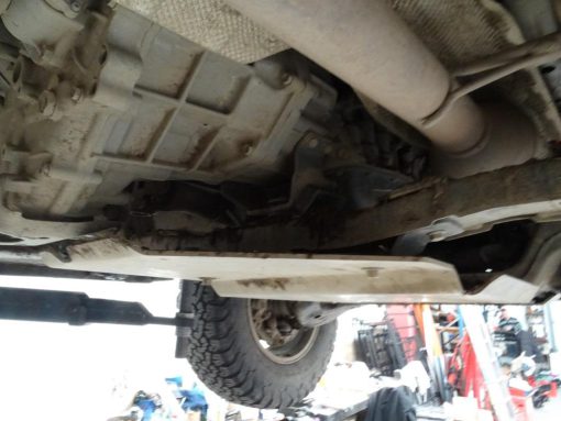 F4X4 - VERSNELLINGSBAK EN TUSSENBAK BESCHERMING VOOR TOYOTA HILUX 05-08 - Afbeelding 8