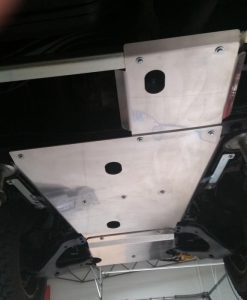 F4X4 - TUSSENBAK BESCHERMING VOOR TOYOTA LANDCRUISER 100 SERIE
