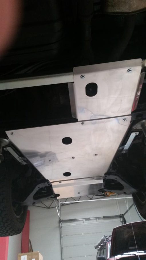 F4X4 - TUSSENBAK BESCHERMING VOOR TOYOTA LANDCRUISER 100 SERIE