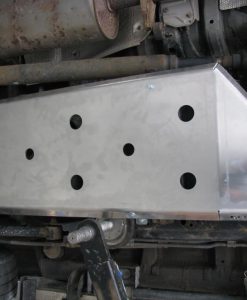 F4X4 - BRANDSTOFTANK BESCHERMING VOOR TOYOTA LANDCRUISER 150 SERIE 09-17