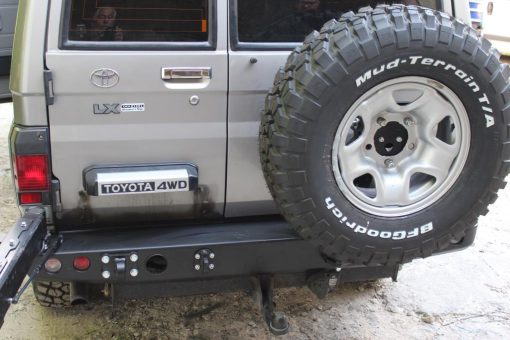F4X4 - JERRYCANHOUDER TOYOTA LANDCRUISER 90 SERIE - Afbeelding 2