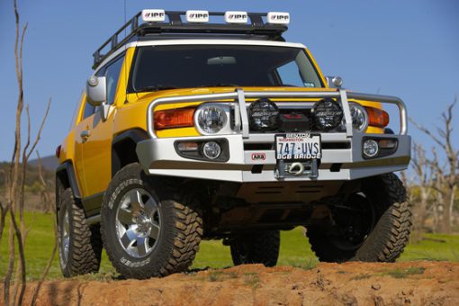 ARB Deluxe Bumper - Toyota FJ Cruiser 2006 on - Afbeelding 2