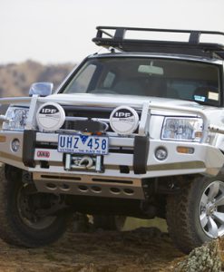 ARB Deluxe Bumper - Ford Ranger 4WD 2006 to 2009 - w/ Fender Flares & Airbag