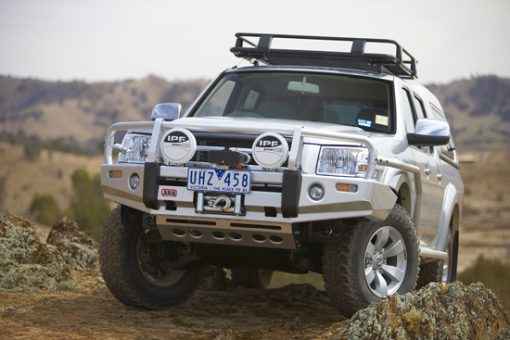 ARB Deluxe Bumper - Ford Ranger 4WD 2006 to 2009 - w/ Fender Flares & Airbag