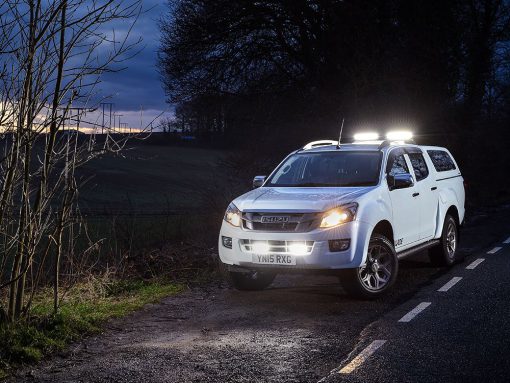 Lazer Lights - Isuzu D-Max (2017+) Lower Grille Mounting Kit - Afbeelding 12