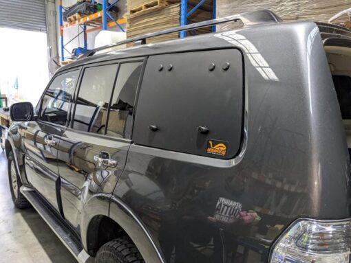 Emuwing Mitsubishi Pajero Gen4 ( NS-NT-NW-NX ) 2006-2021 4drs