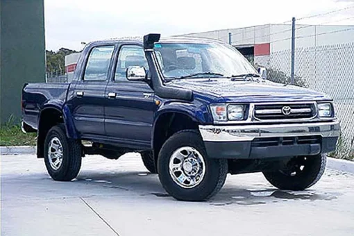 Safari Snorkel - Toyota Hilux 167 Series (97-05) 2.7L Petrol 3RZ-FE
