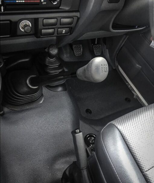 Huracan Fabrication - Toyota Landcruiser 70 series Gear Stick Extension - Afbeelding 2