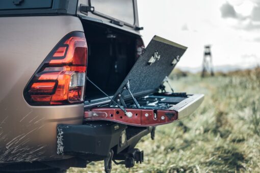 Huracan Fabrication - Toyota Hilux Vigo (2005-2015) Tailgate Storage Mod - Afbeelding 2