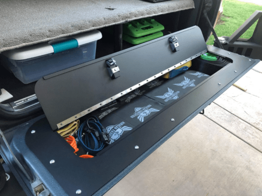 Huracan Fabrication - Toyota Landcruiser 80 series Tailgate Storage Mod