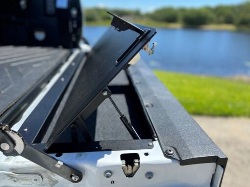 Huracan Fabrication - Toyota Tacoma (2016-2023) Tailgate Storage Mod - Afbeelding 5