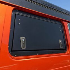 Alternative view of Quick Pitch - Gullwing / Toyota Land Cruiser 78