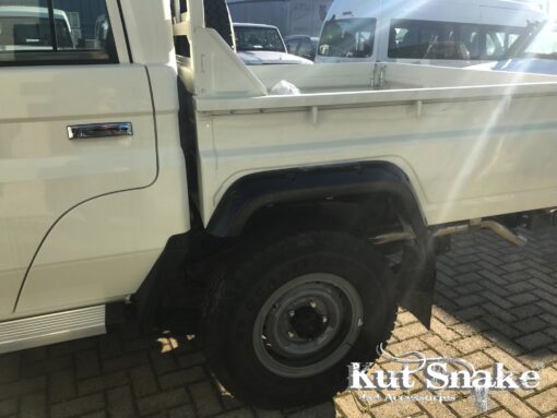 Spatbord verbreders Toyota Land Cruiser 79 2024+ pick up met dubbele cabine - 50mm breed - Afbeelding 6